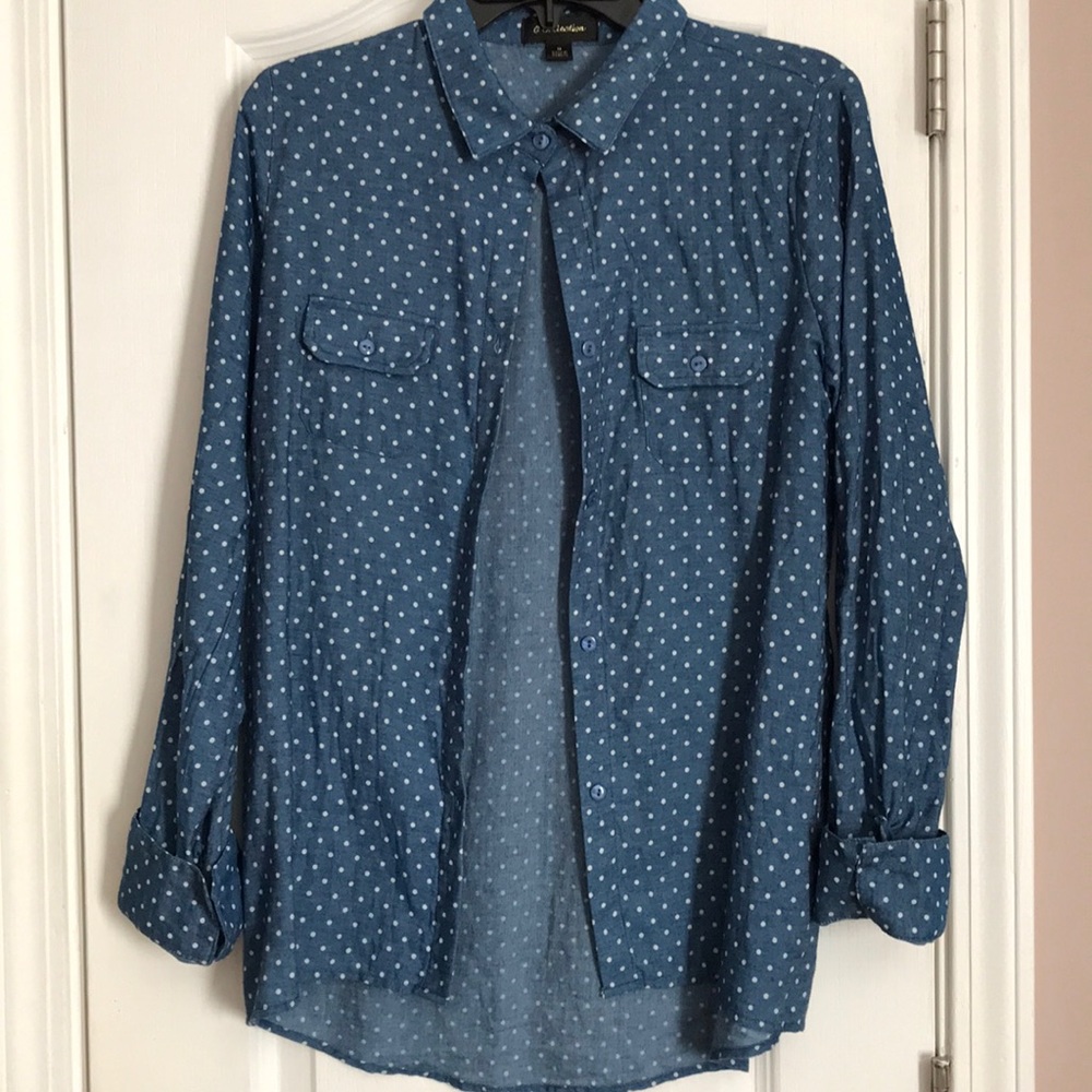 Blue and white Polka-dotted buttoned up shirt
